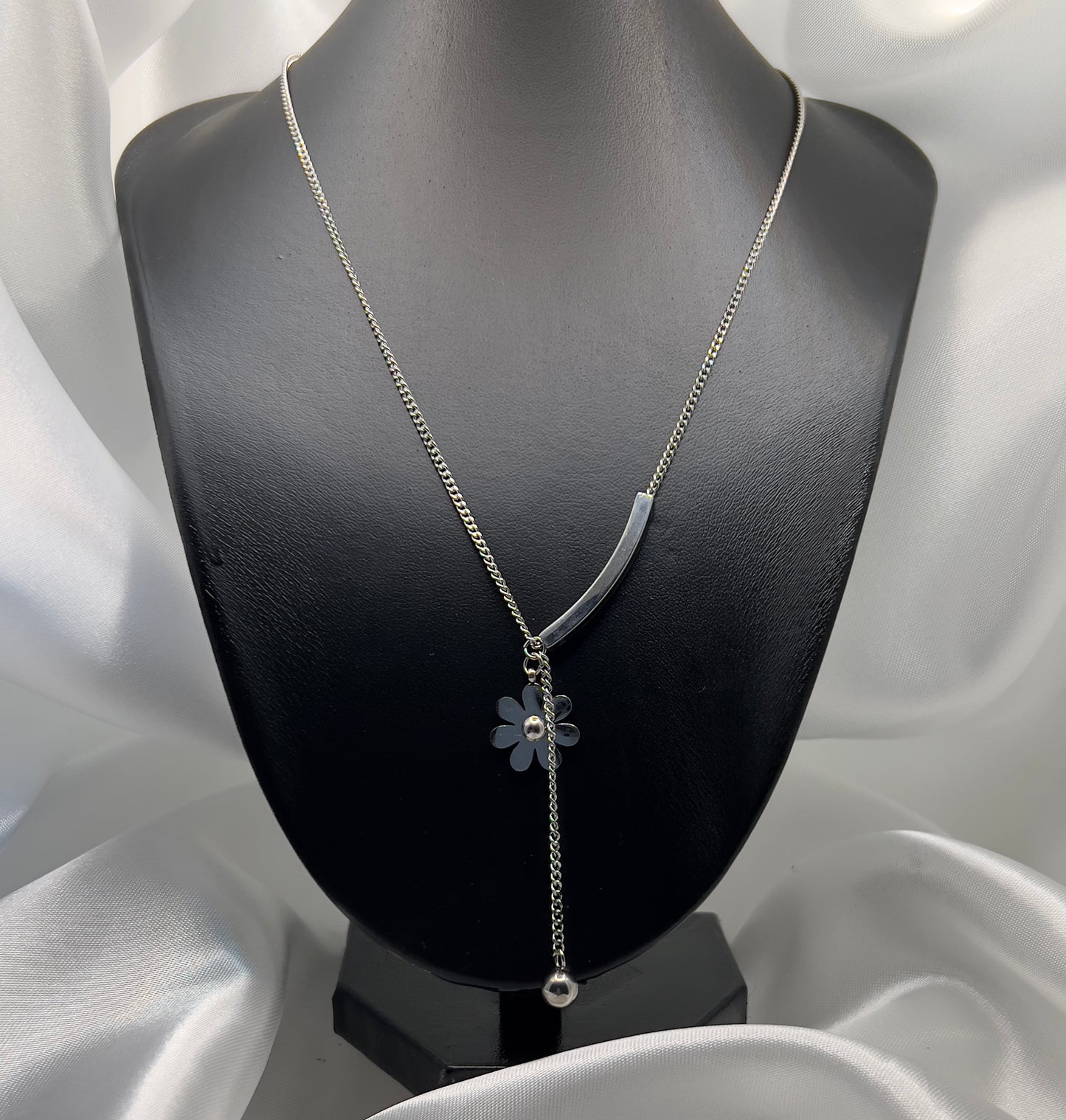 Collier Fleur d’Argent